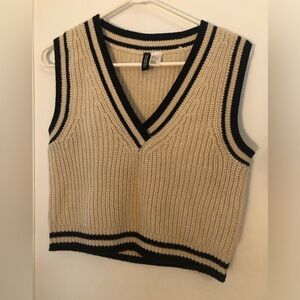 H&M sweater vest top